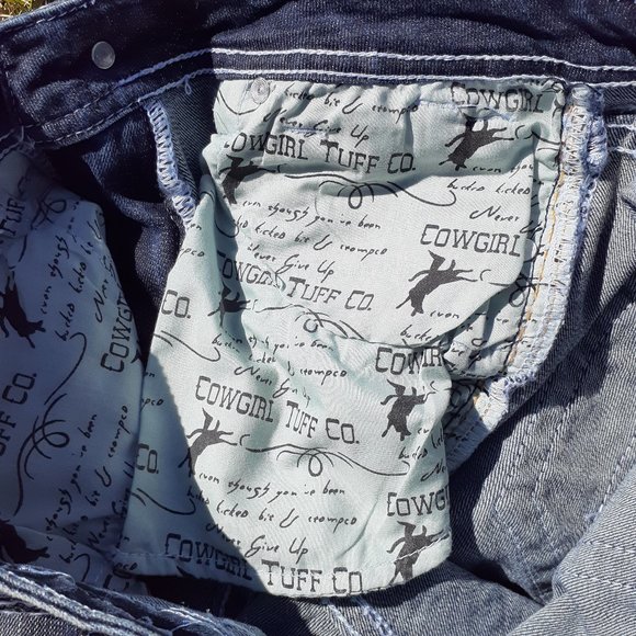 NWT Cowgirl Tuff Black Diamond Jeans W: 27/ L:31 - Picture 16 of 16